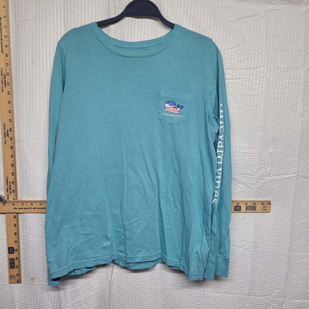 Vineyard Vines Mens Large Blue Snowboarding Whale Long Sleeve Pocket T-Shirt
